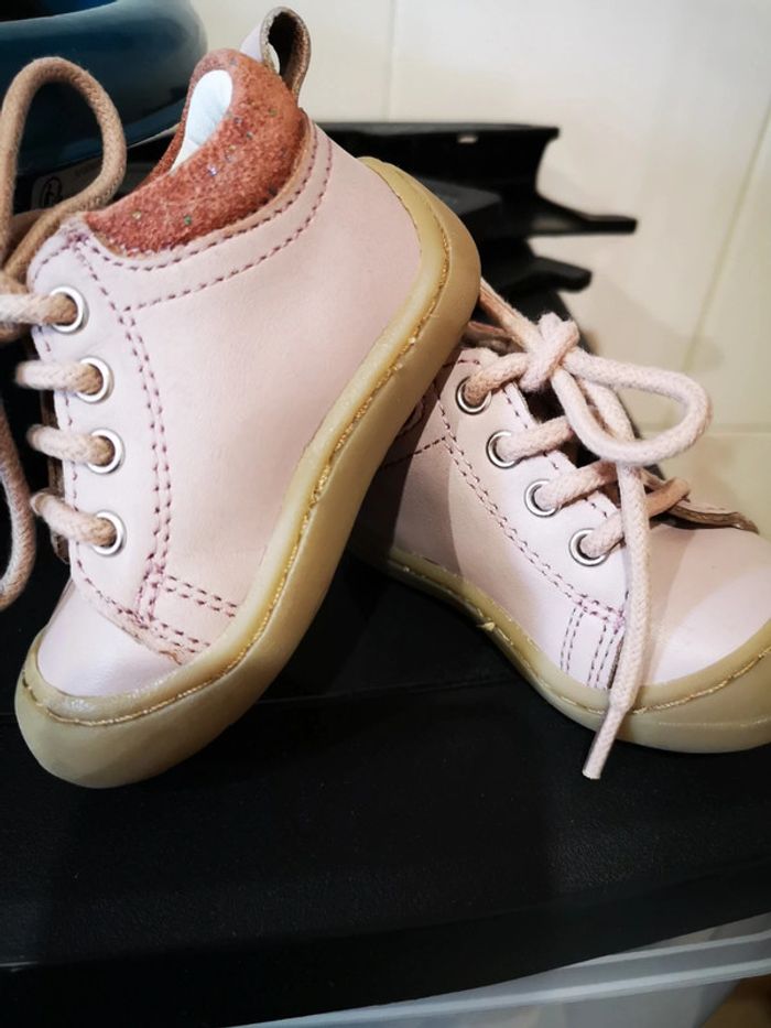 Chaussure 18 - photo numéro 2