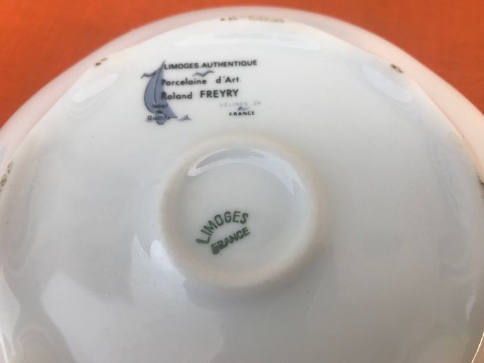 Bonbonnière / Boite à bijoux  Porcelaine d' Art   Laurent Freyry Limoges France - photo numéro 9