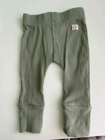 Lot de 10 bas : 9 leggings et 1 pantalon, fille 6-9 mois