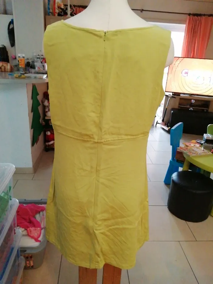 Robe courte - photo numéro 5
