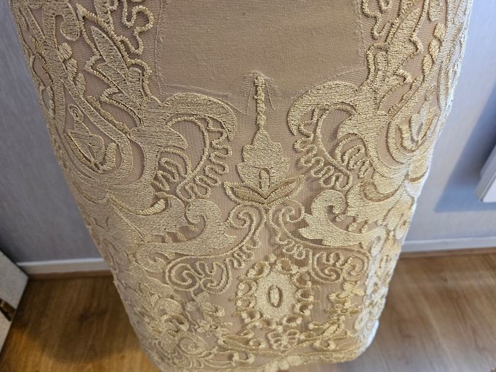 Robe beige/incrustation - photo numéro 4