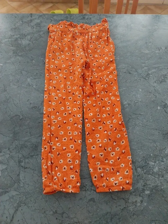 Pantalon fin T.8 ans - photo numéro 2