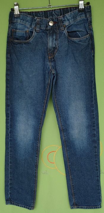 Jean taille 9/10 ans
