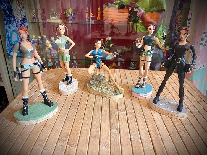 Figurines tomB raider Lara Croft - photo numéro 2