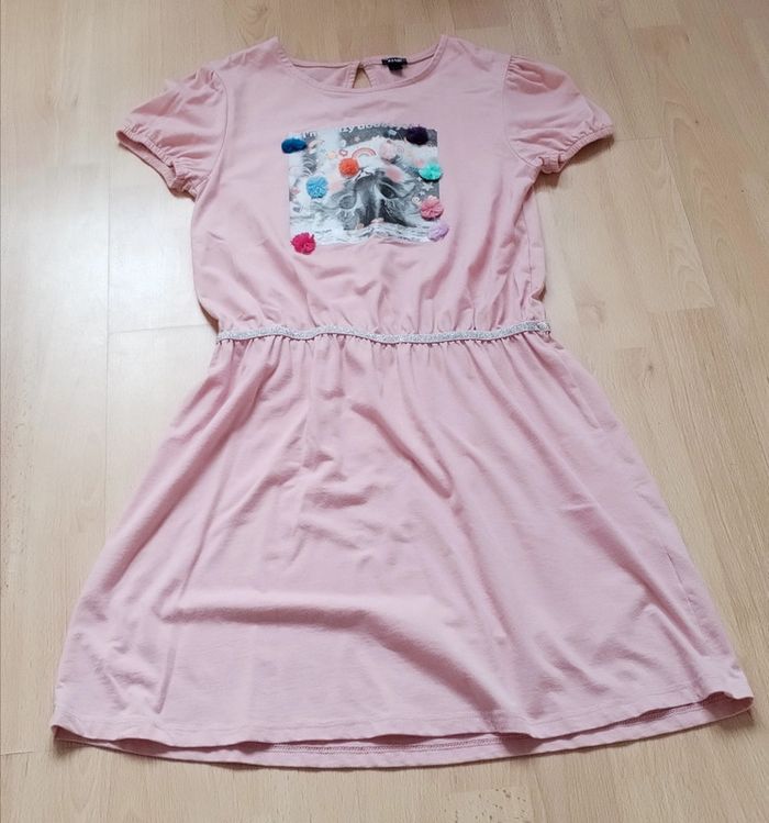 Robe chat
