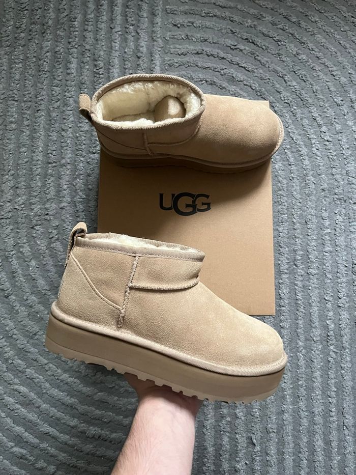 UGG Classic Ultra Mini Platform Taille 37