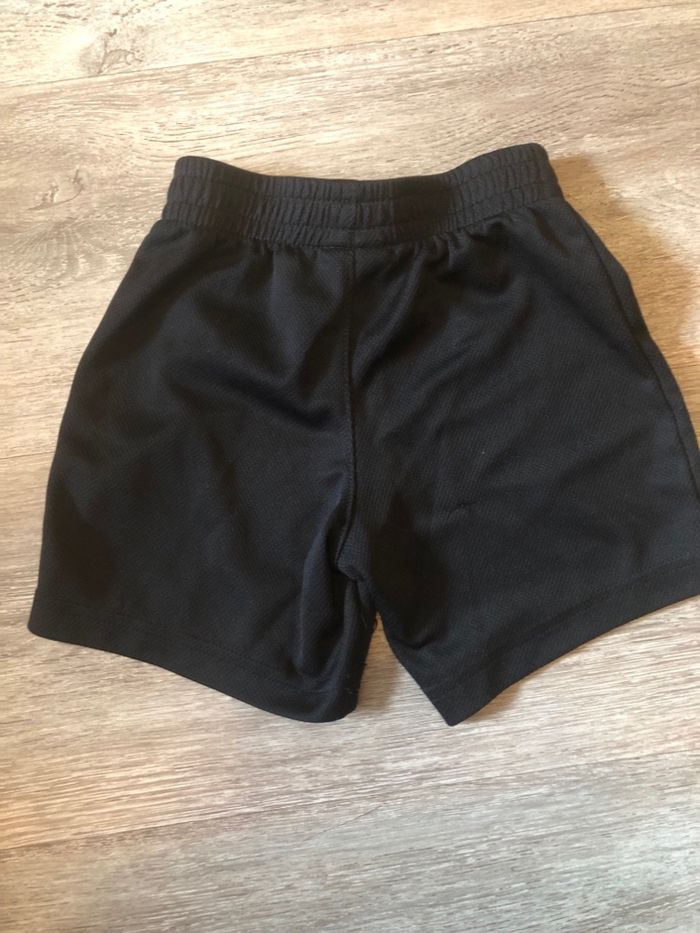 Short sport - photo numéro 4