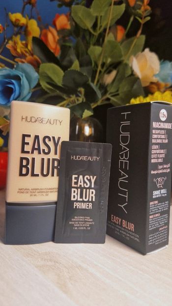 Hudabeauty fond de teint easy blur shortbread 200B 30ml neuf