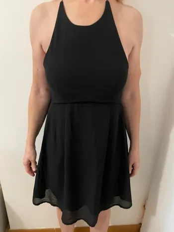 Robe noire neuve