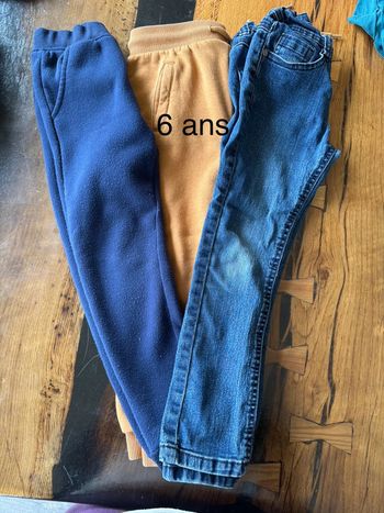 Lot joggings et jean