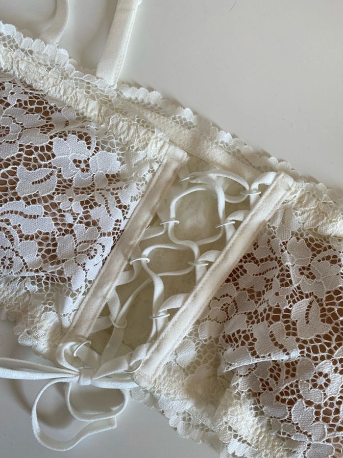 Soutien-gorge, brassière, bandeau, dentelle, Undiz , taille M Neuf - photo numéro 3