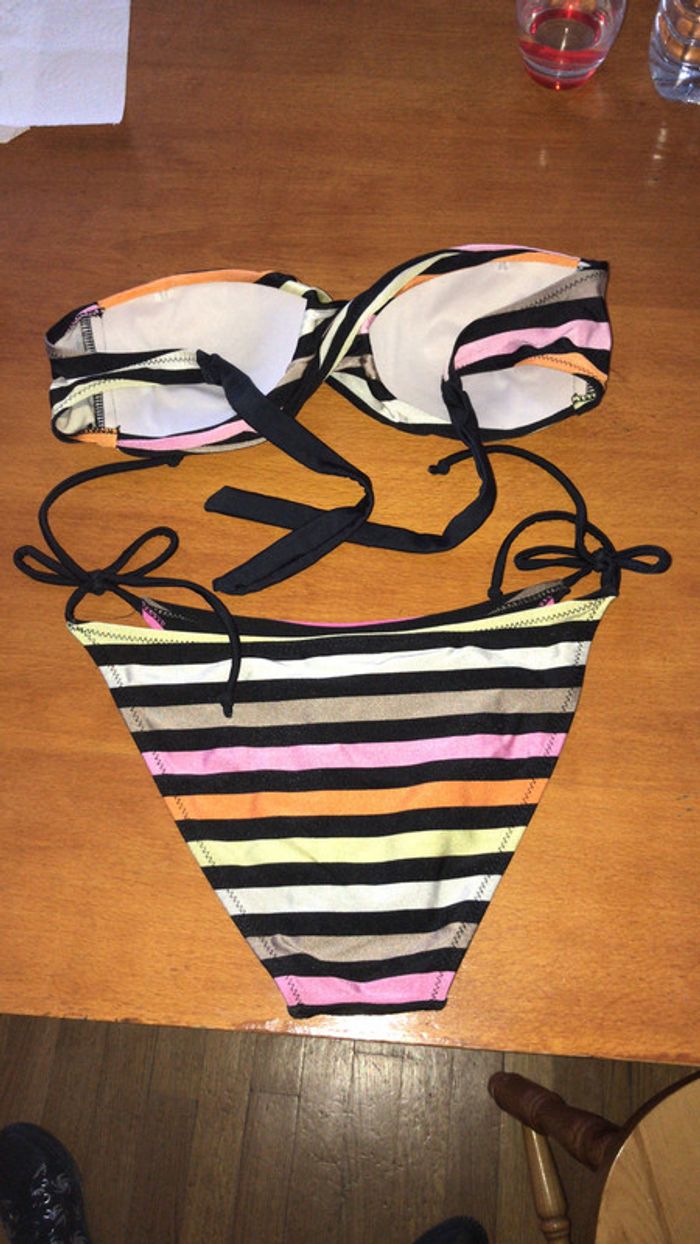 Maillot de bain 2 pièces taille 38 - photo numéro 4