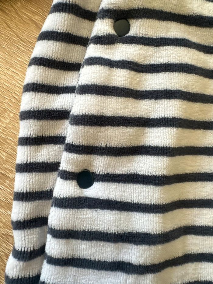 Pyjama à rayures Sage comme une image - photo numéro 4