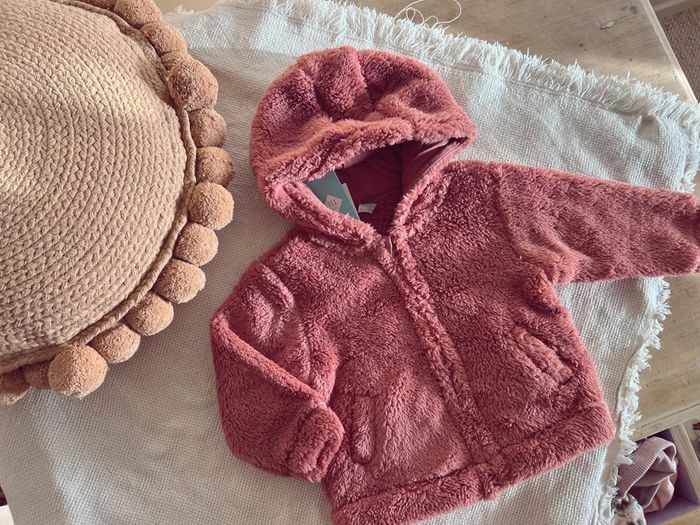 Veste / Gilet à capuche vieux rose 18 mois - photo numéro 2