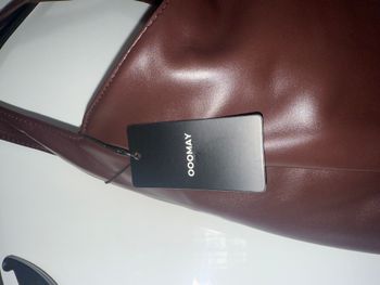 sac à main en cuir jamais utilisé