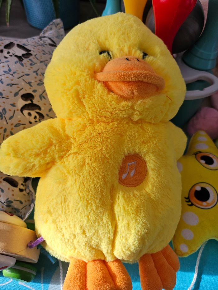 Lot peluches et jouet - photo numéro 4