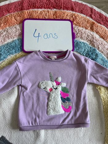 Sweat licorne dpam