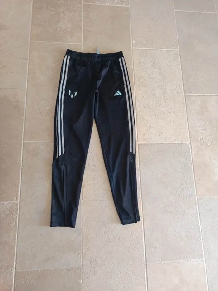 Jogging adidas