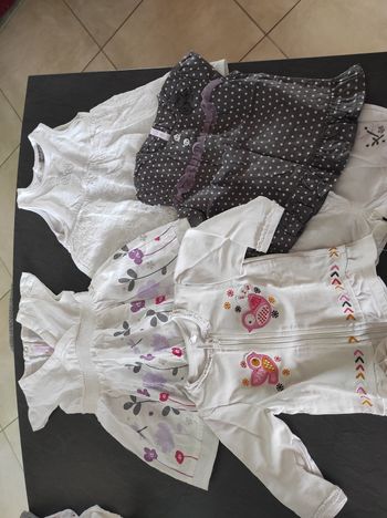 Lot de vêtements fille 6 mois