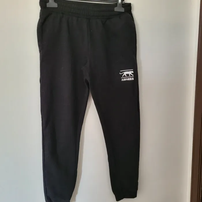 Airness- pantalon jogging noir 12 ans