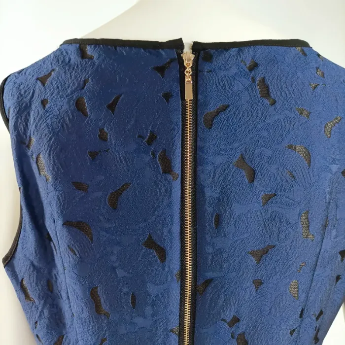 Robe bleue sans manches motif ajouré Jus d’Orange – Taille S, zip doré A955 - photo numéro 8
