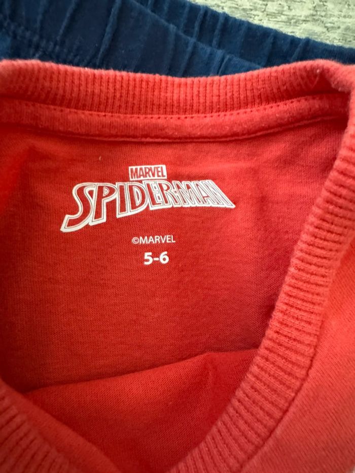 Pyjama Spider Man taille 5-6 ans - photo numéro 5