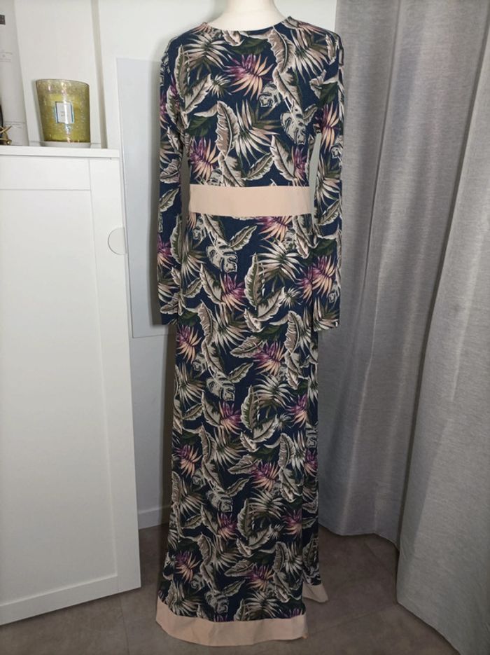 Robe longue neuve - photo numéro 4