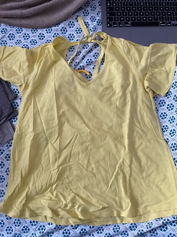 Tee shirt