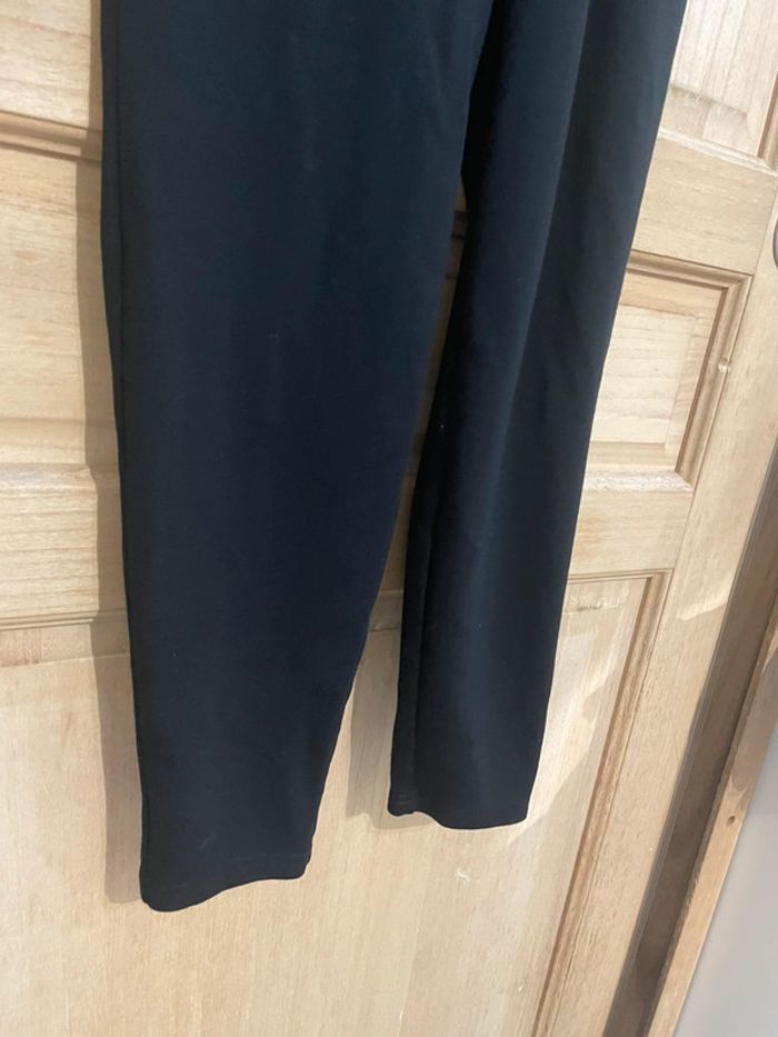 Entre le jogging et le chino pantalon noir taille 34 - photo numéro 3