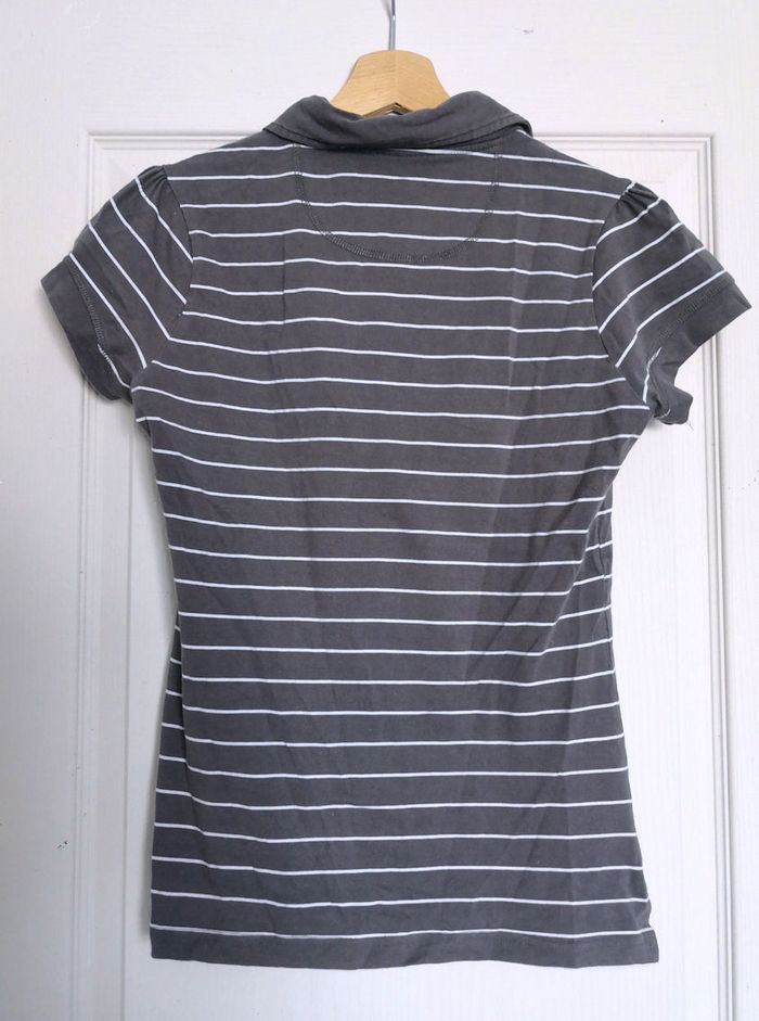 Tee shirt rayé gris et blanc, marque Gémo, taille M - photo numéro 2