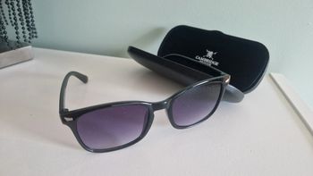 Lunette de soleil femme
