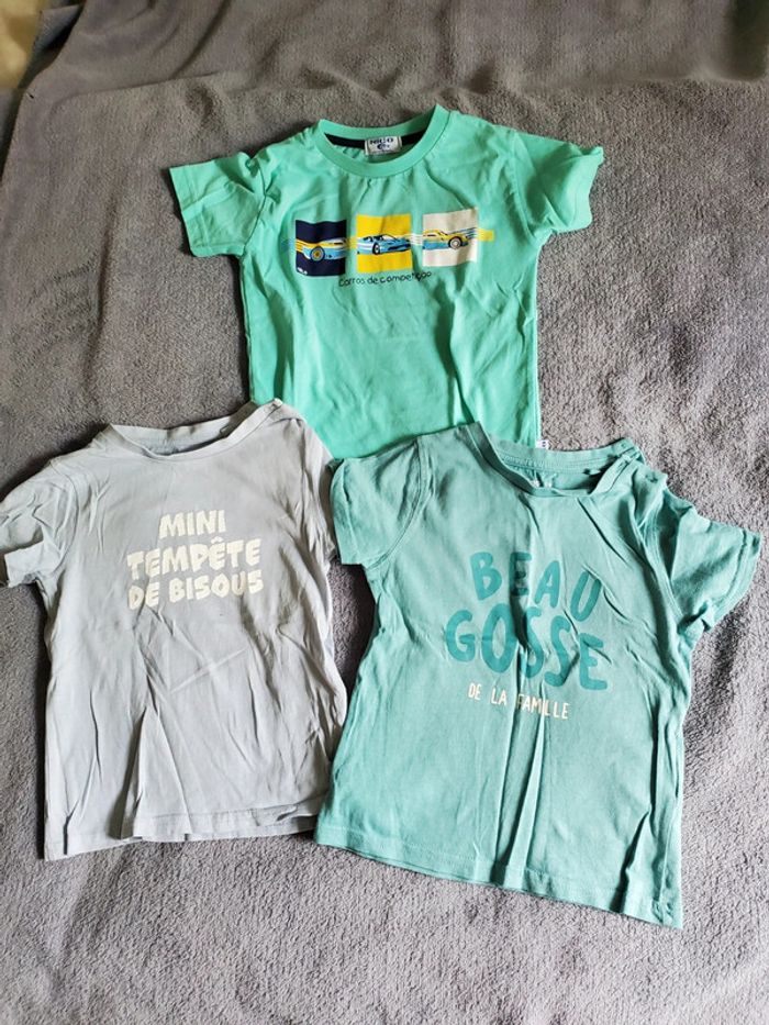 Lot 3 t-shirts 3 ans