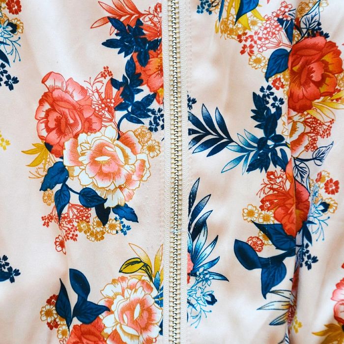 Kiabi Veste Sukajan Vintage Collection Rose Fleurs Inspiration Asiatique Femme (Taille M) - photo numéro 4