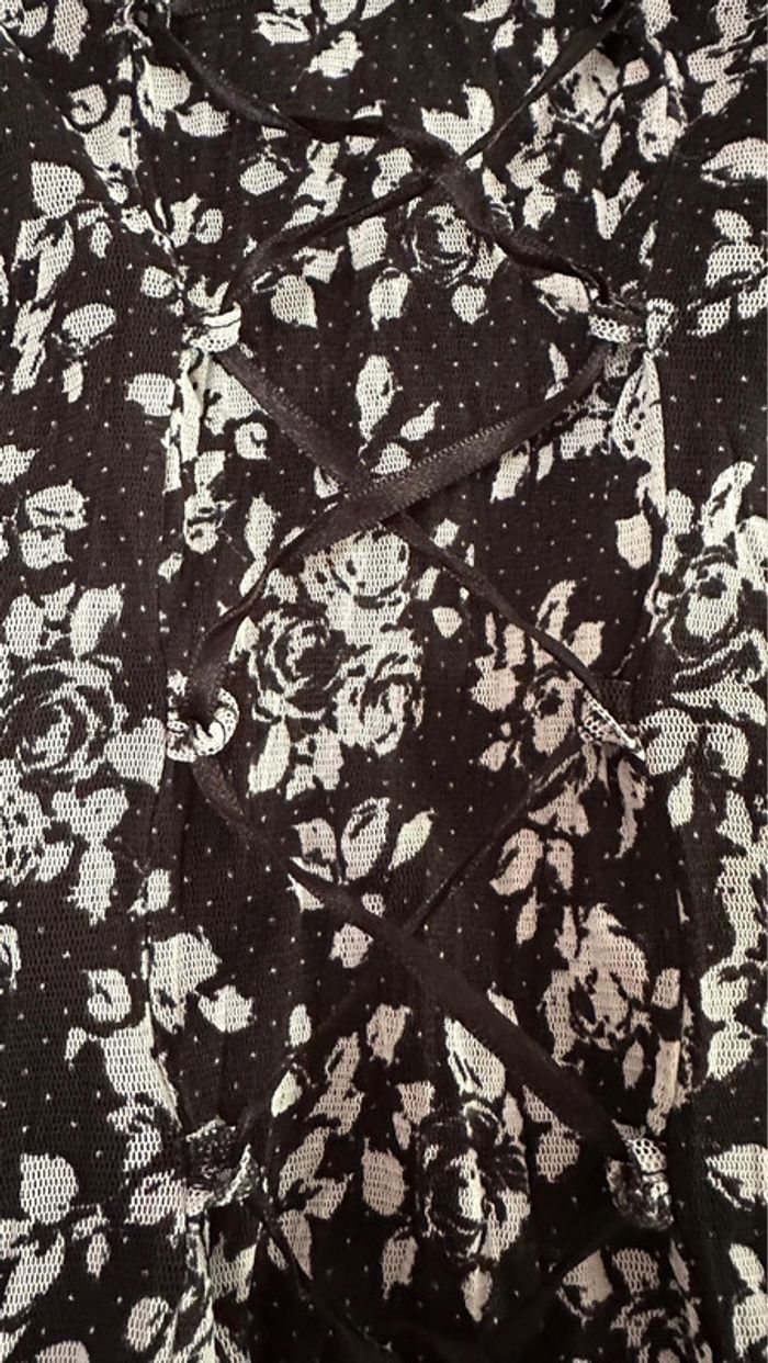 Haut avec lacet - photo numéro 2