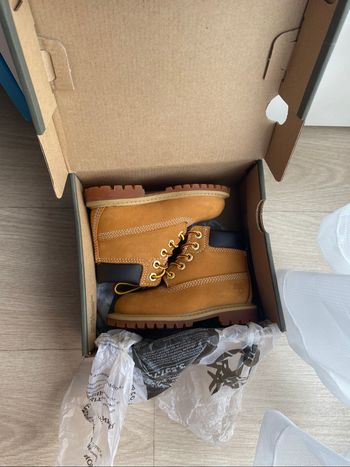 Bottines timberland bébé