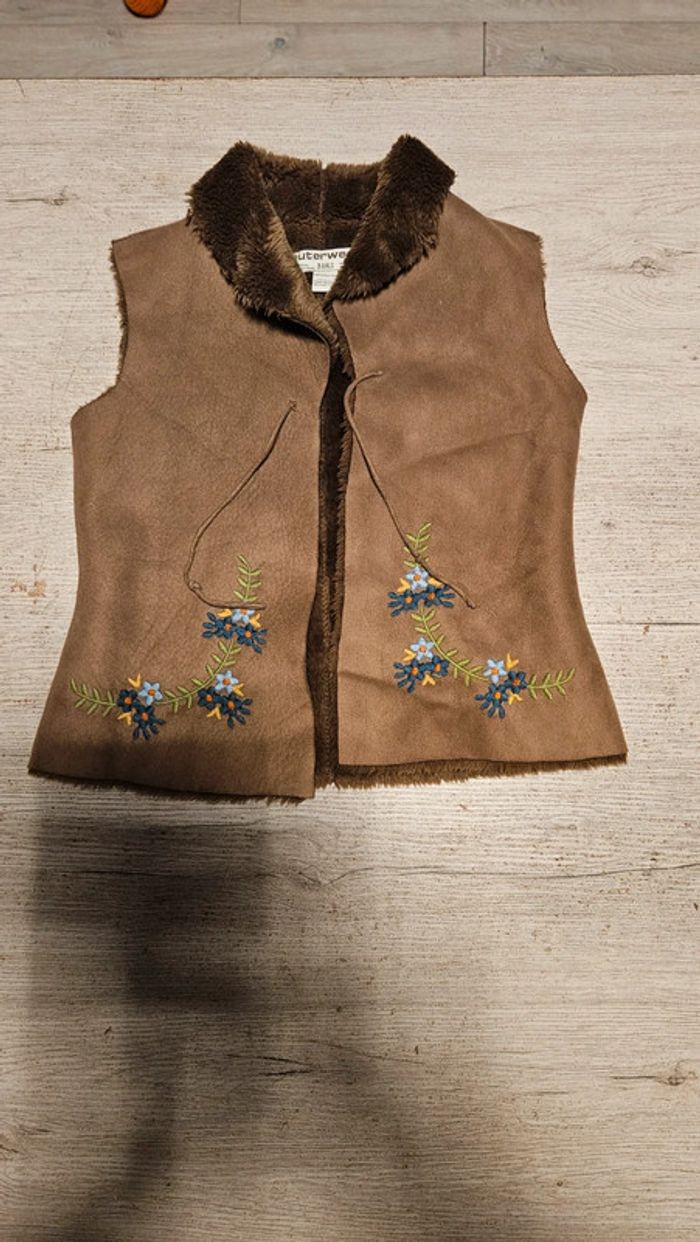 Gilet sans manche brun en peau, doublé, Zara Girls, taille 7/8 ans, nickel - photo numéro 2