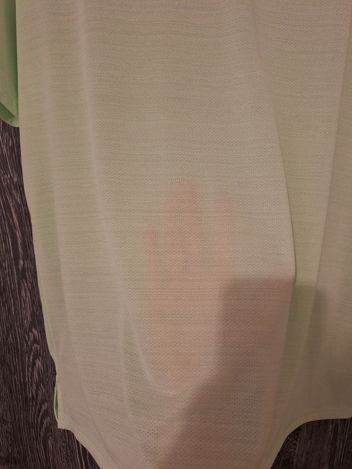Tee-shirt de sport léger manches courtes vert d'eau et argenté - photo numéro 3