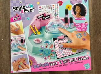 Style 4 Ever - Bar à Ongles et Tatouages neuf