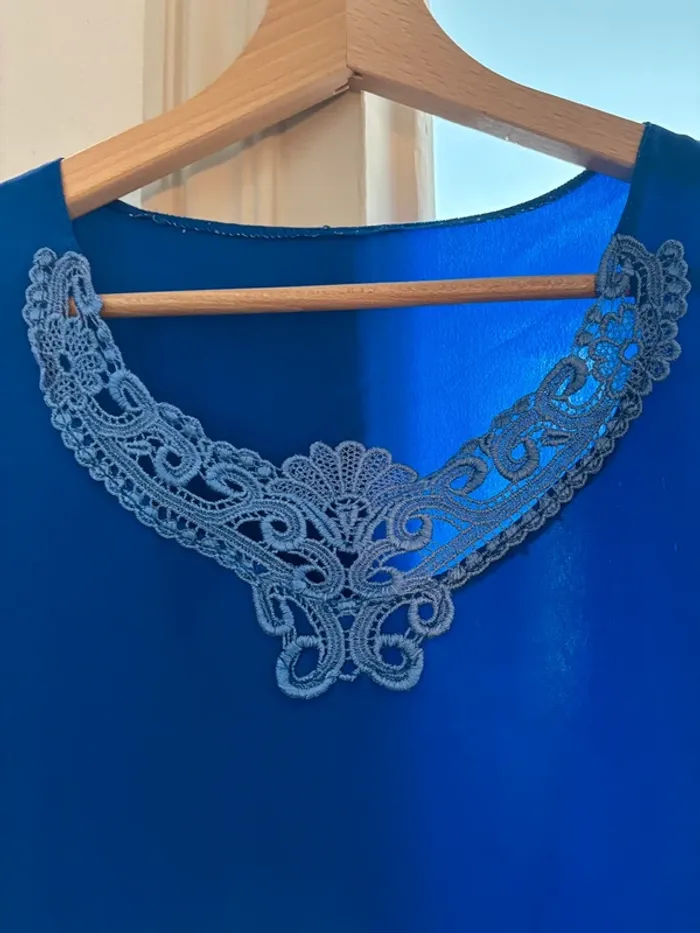 Blouse bleue fluide à col brodé - Taille L - photo numéro 3