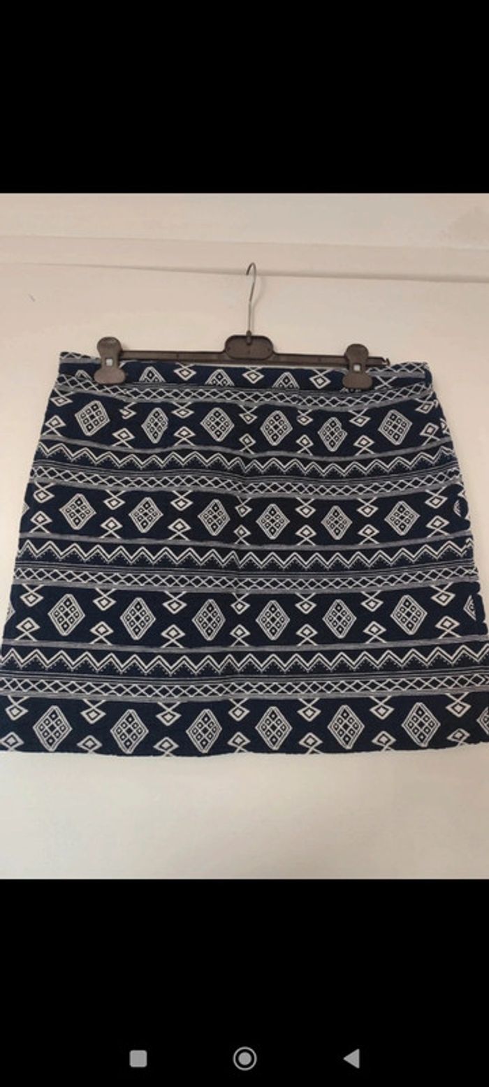 Jupe côtelée bleu marine et blanc taille XL Kiabi