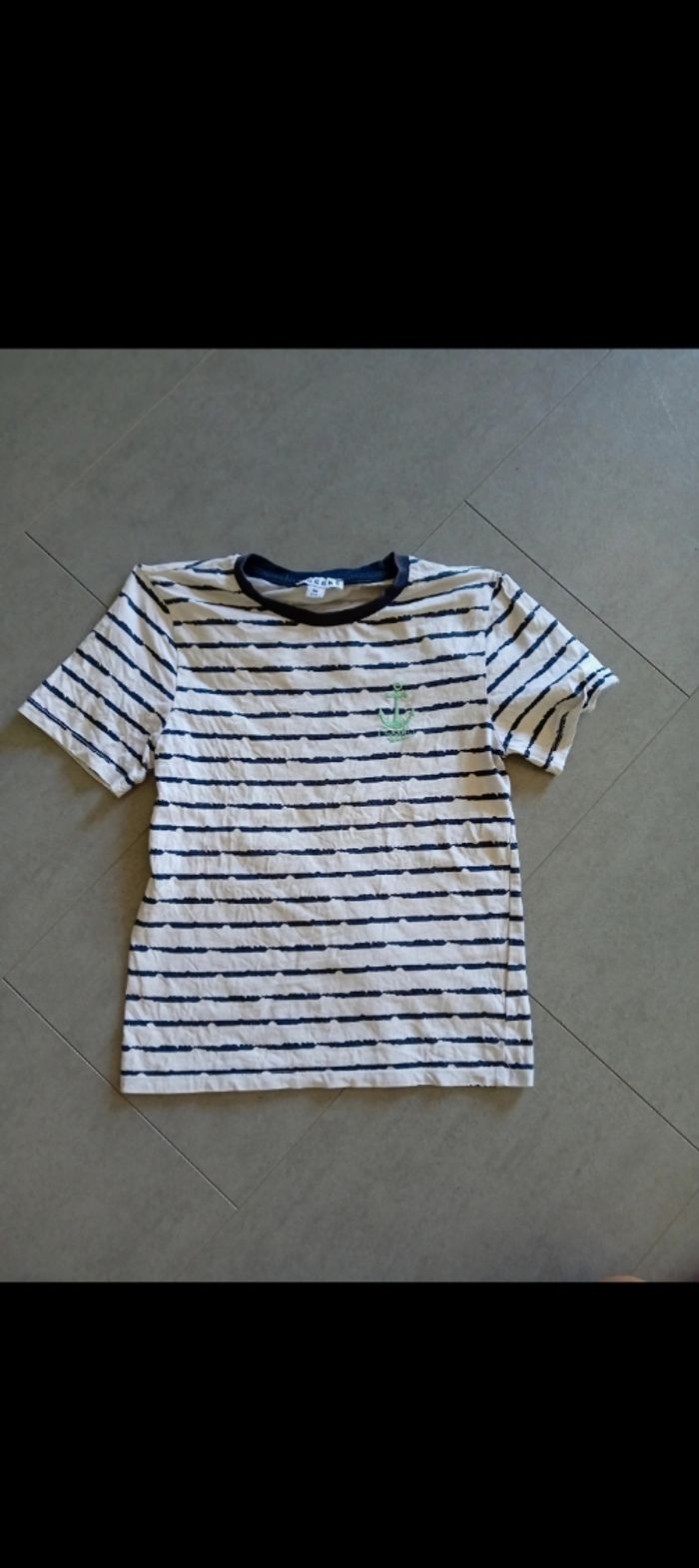 Tee shirt