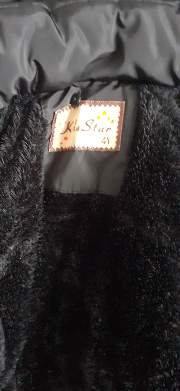 Bonjour vend manteau hiver fille - photo numéro 2