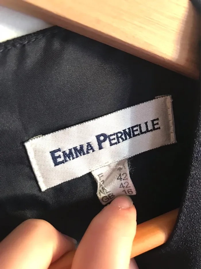 Robe chic sans manches Emma Pernelle taille 40/42 - photo numéro 9