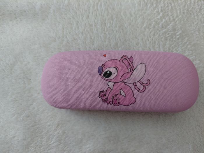 Étui a lunettes