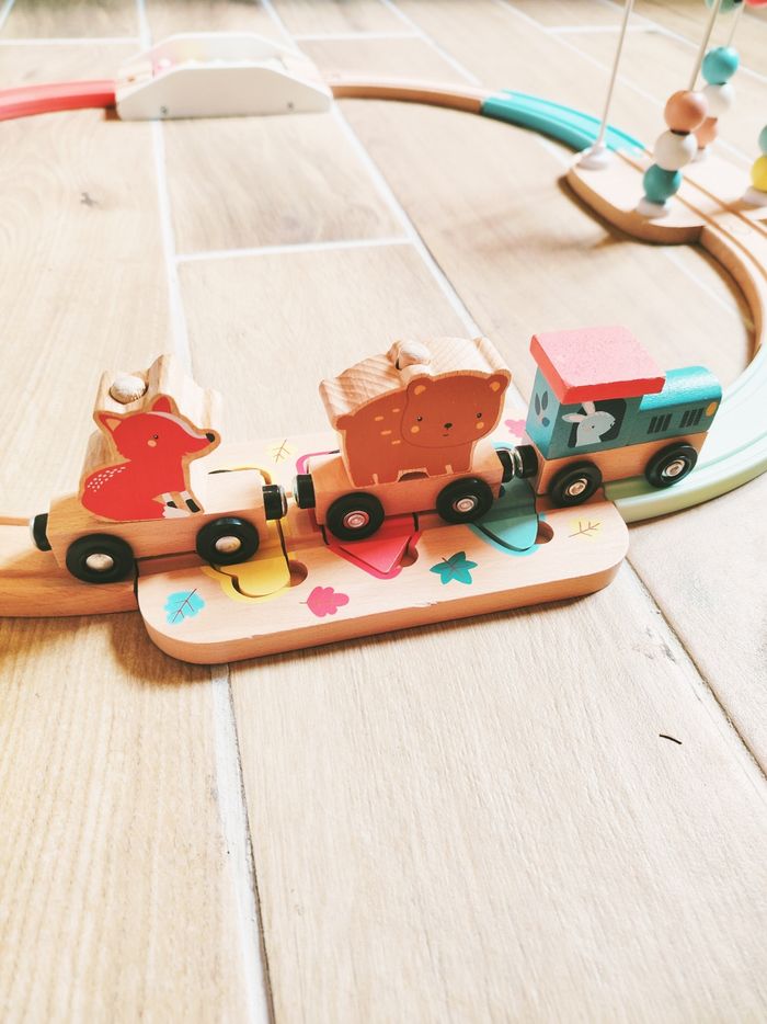 🚂Mon premier circuit de train en bois 5 en 1 marque Vertbaudet - photo numéro 7