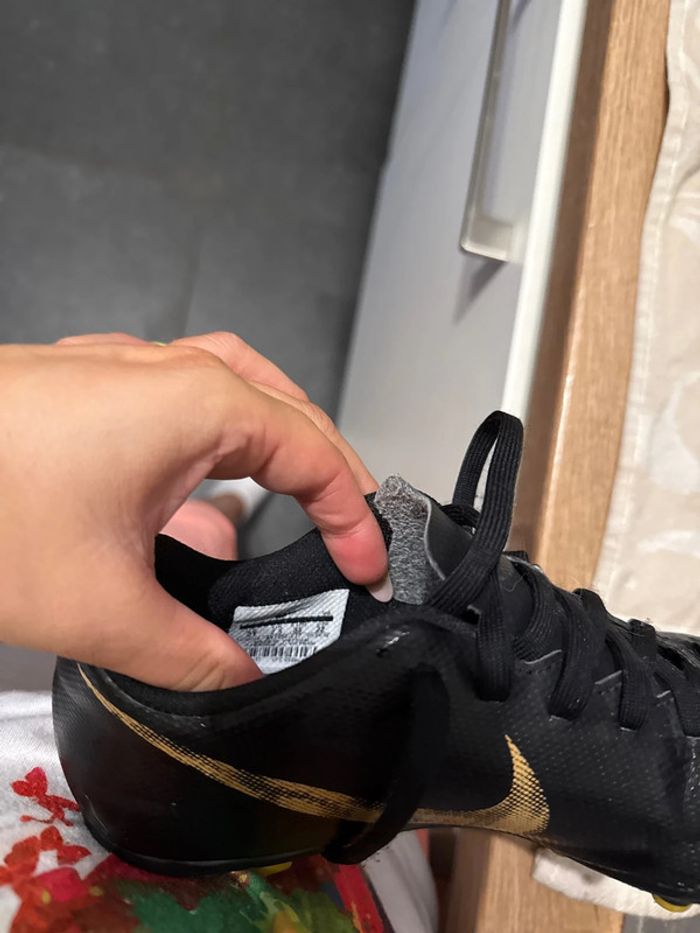 Chaussure de foot Nike - photo numéro 5