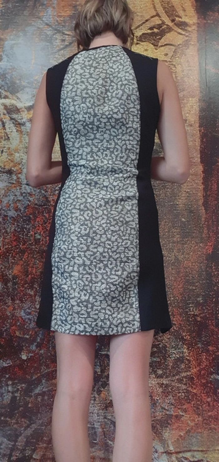 Robe desigual taille 36 très bon état, neuf sans étiquette 🏷 - photo numéro 2