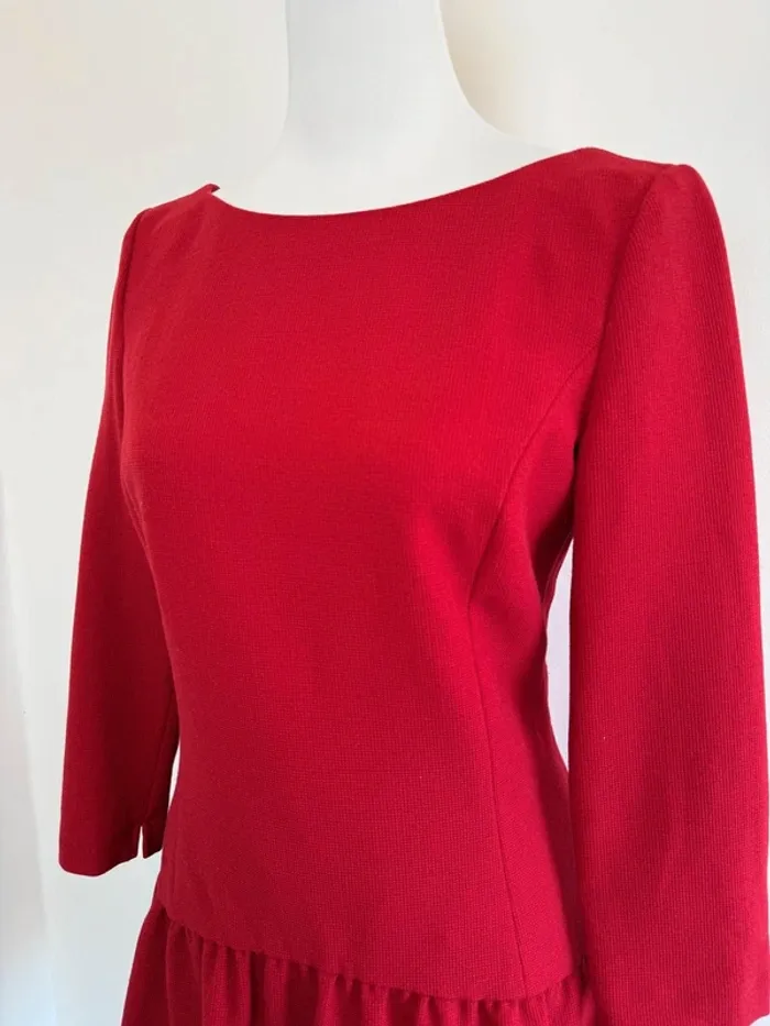 Robe Bash unie rouge en laine et polyester taille 1 soit S parfait état - photo numéro 3