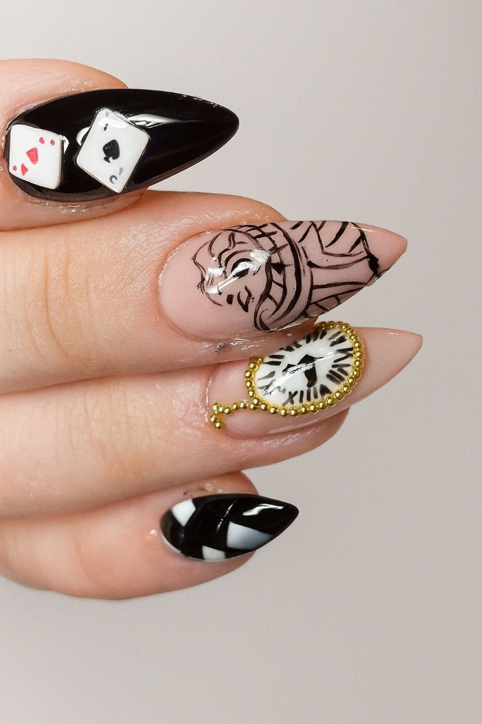 Faux ongle