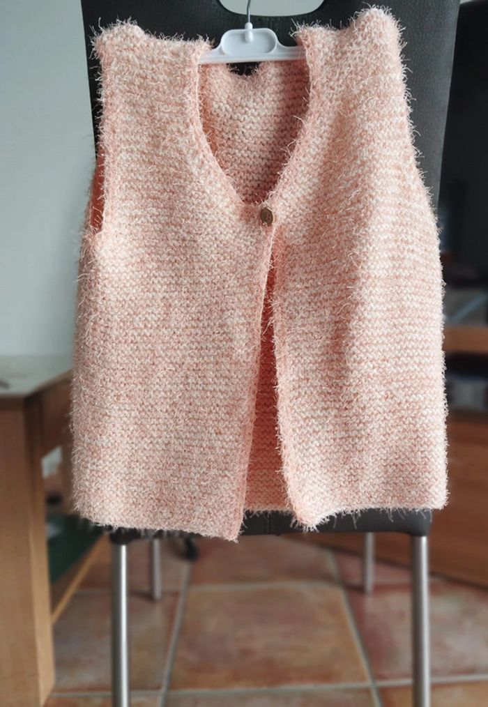 Gilet sans manche fait main 12 ans